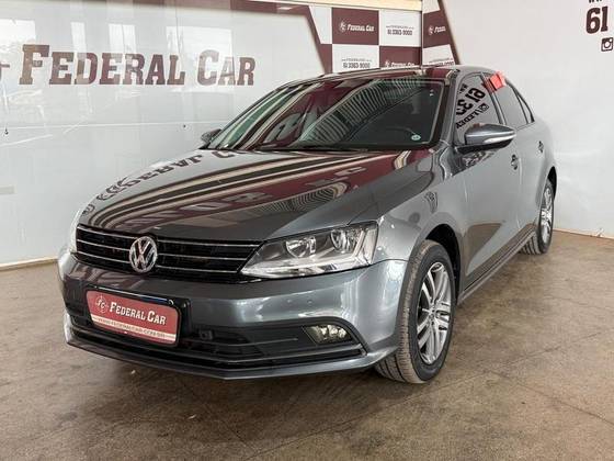 VOLKSWAGEN JETTA 1.4 16V TSI COMFORTLINE GASOLINA 4P TIPTRONIC VOLKSWAGEN JETTA 1.4 16V TSI COMFORTLINE GASOLINA 4P TIPTRONIC